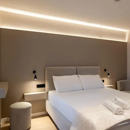 Alesia Seaside Apartment Sarandë