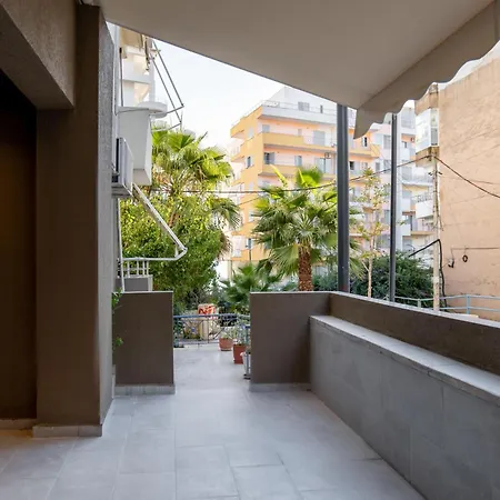 Alesia Seaside Apartment *